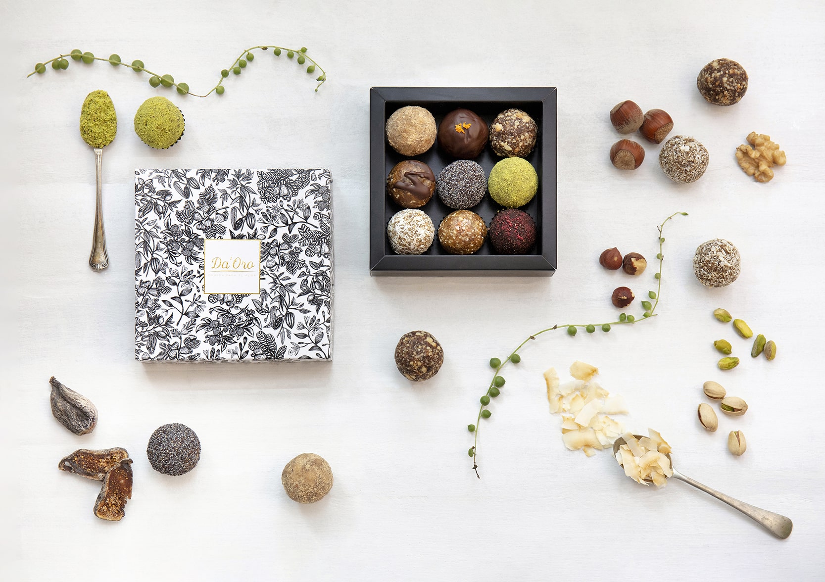 Trufas saludables en caja abierta con logo Da'Oro