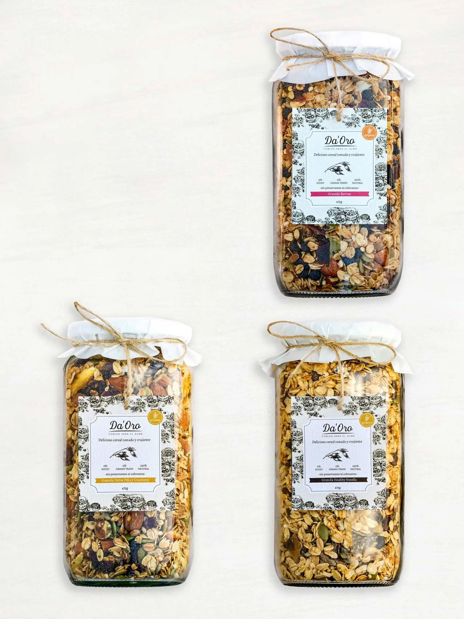 Tres frascos de vidrio de 475 gramos con granola sin gluten de distinto sabor