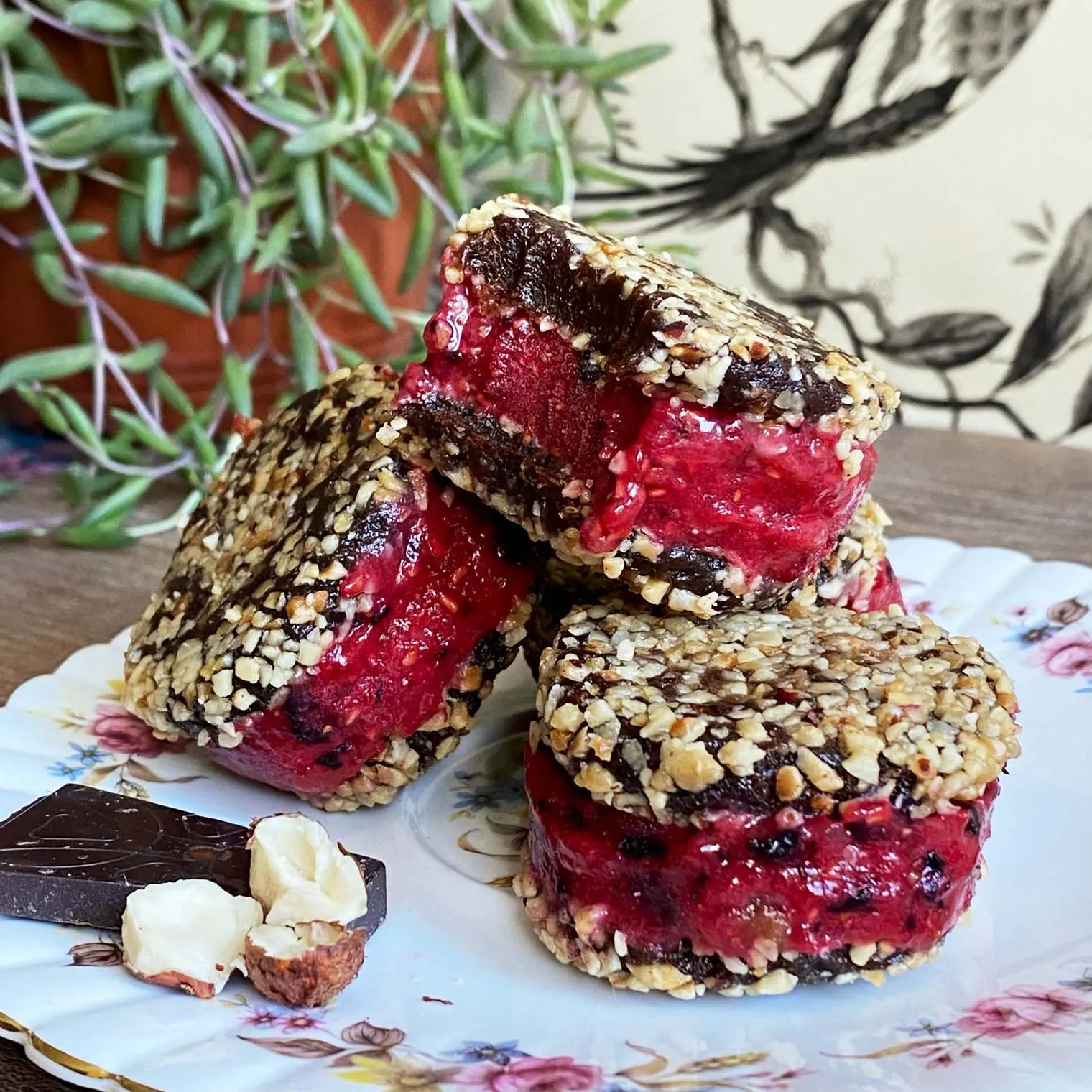 ALFAJOR HELADO DE NUTELLA Y BERRIES