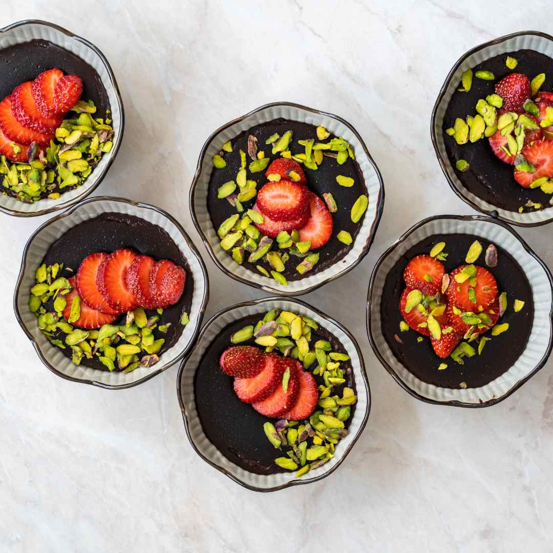 Frutillas Dubai: la receta viral que conquistó las redes sociales y cómo prepararla en casa